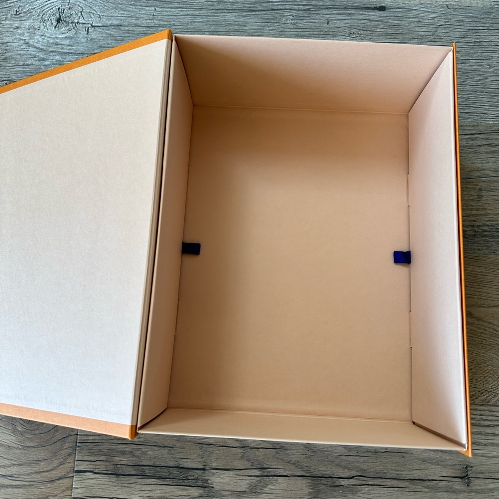 Authentic Louis Vuitton Empty Display Packaging - Picture 9 of 15